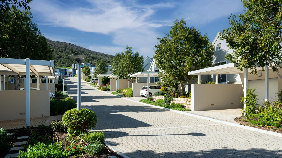 3 Bedroom Property for Sale in Plattekloof Western Cape